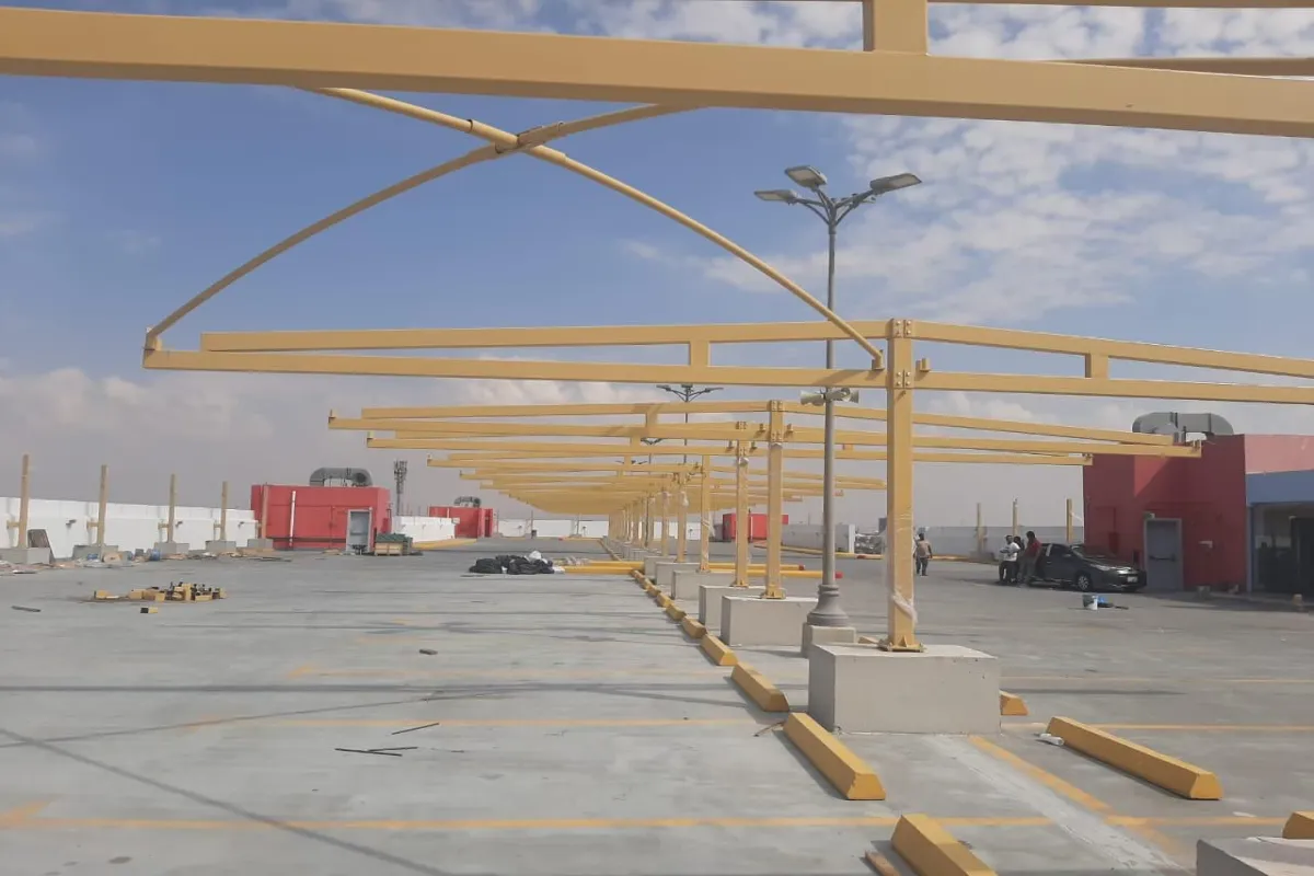 حلول الظل لتركيب مظلات كابولي لمواقف سيارات بمواصفات حديثه موديلات جديدة