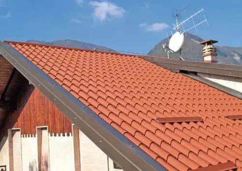 طرق تركيب القرميد – اختَر ما يناسب مشروعك مع حلول الظل